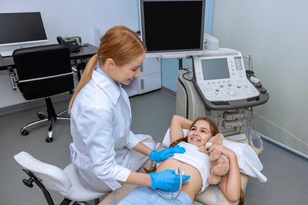 Выбор специализированного гастроэнтеролога для ребенка в Курске