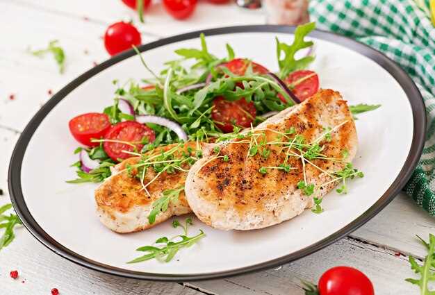 Куриные рулетики с начинкой из шпината и сыра
