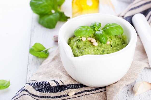 Обязательно ли использовать сырые орешки или можно поджарить?