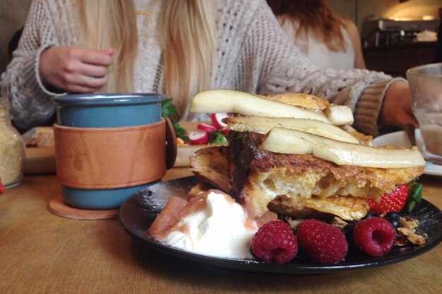 Добавление дополнительных ингредиентов: орехи, сухофрукты, ваниль