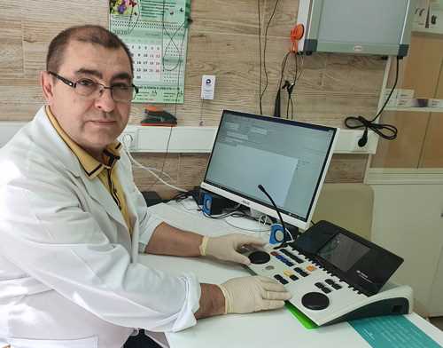 Контактные данные и график работы специалистов по нарушению слуха для детей в Новокузнецке